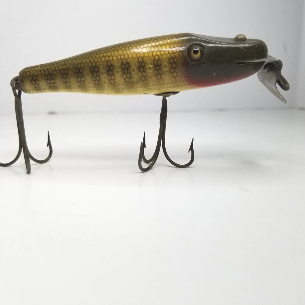 Vintage C C B Co Fishing Lure Wood Pike Glass Eyes 3.5 Inches Garrett IND 9-7-20